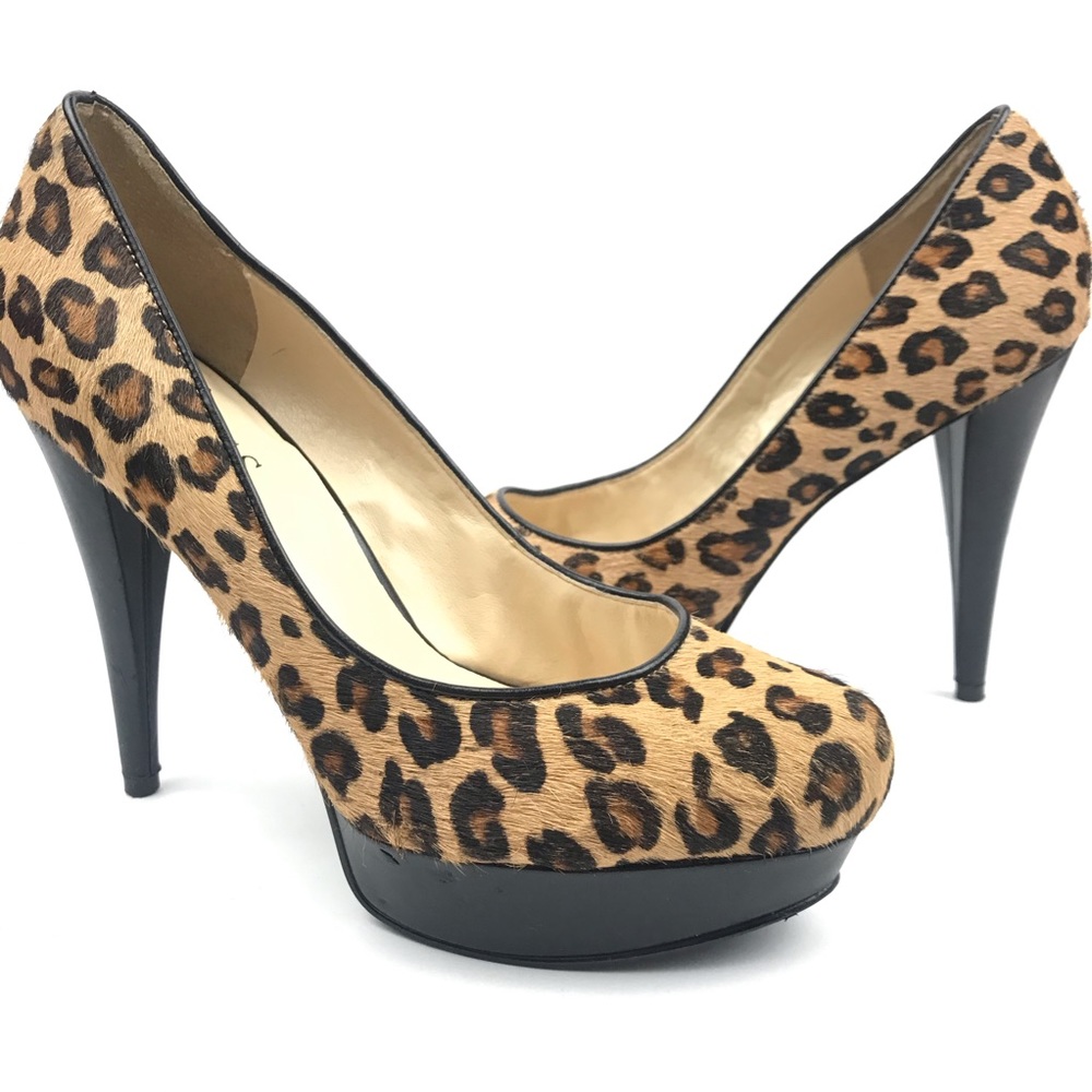 Guess Short Hair Cheetah Print Platform Heels